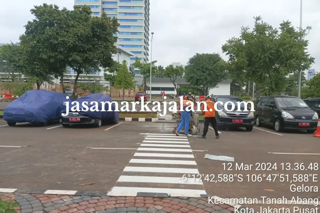 Jual Cat Marka Thermoplastic Jalan Demak